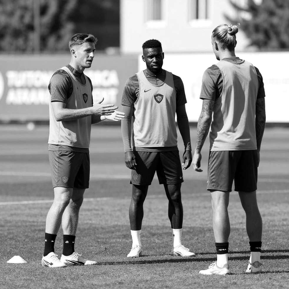 Dòng tiền không biết nói dối: Giải mã kỳ chuyển nhượng V.League và con đường xuất khẩu cầu thủ Việt