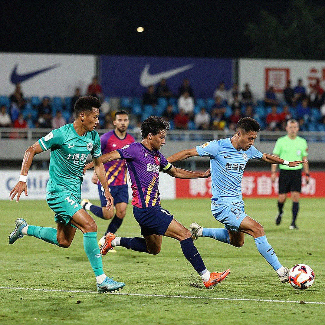 Dòng tiền không biết nói dối: Giải mã kỳ chuyển nhượng V.League và con đường xuất khẩu cầu thủ Việt