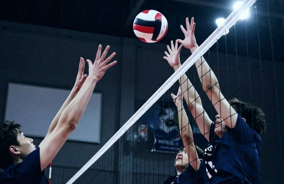 Cậu bé 13 tuổi Qatar ghi 12 điểm với 5 cú chặn, Thái Lan đè bẹp đội nhà ở Asian Championship Cậu bé 13 tuổi Qatar ghi 12 điểm với 5 cú chặn, Thái Lan đè bẹp đội nhà ở Asian Championship