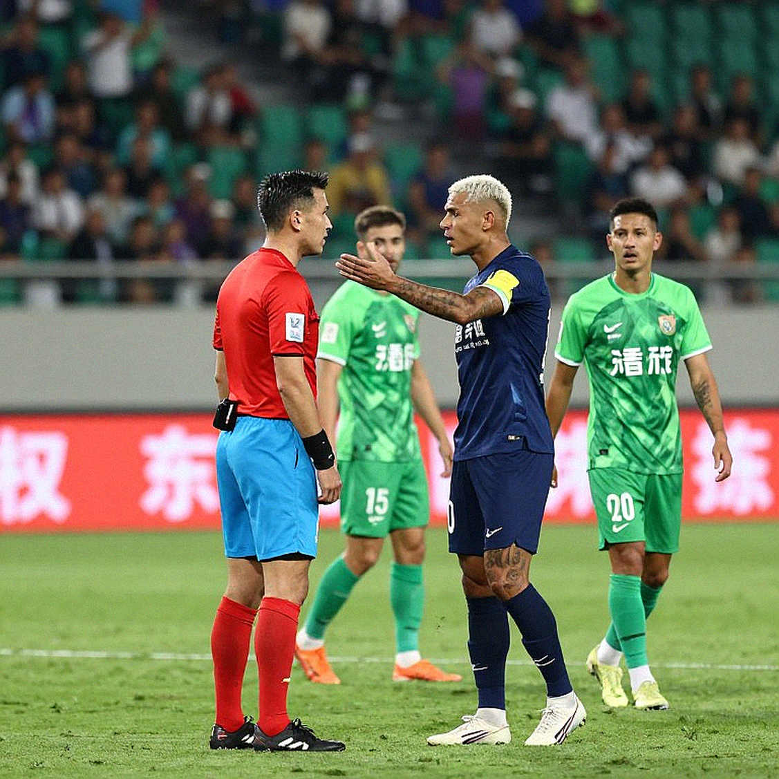 Điều kiện của Jorge Jesus dành cho Cristiano Ronaldo và giới hạn của chủ nghĩa công trạng ở đội tuyển quốc gia