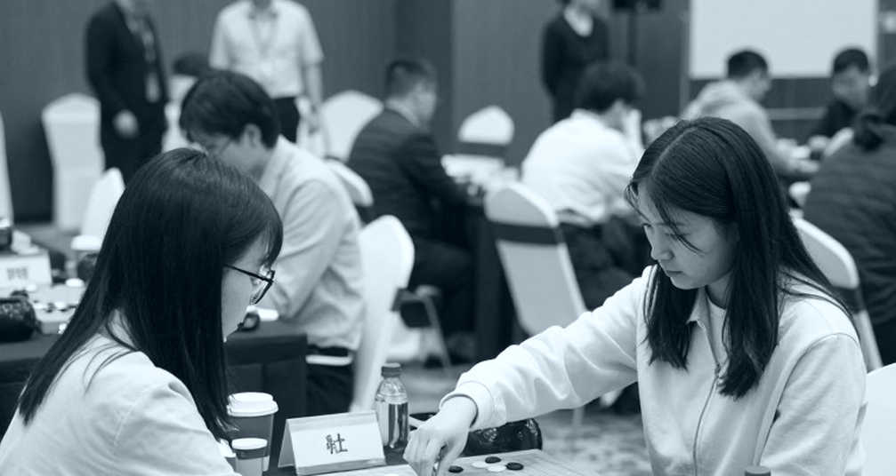 ChessBase Magazine #225: Samarkand 15/16 trên bìa, Prague 2026 trong ruột