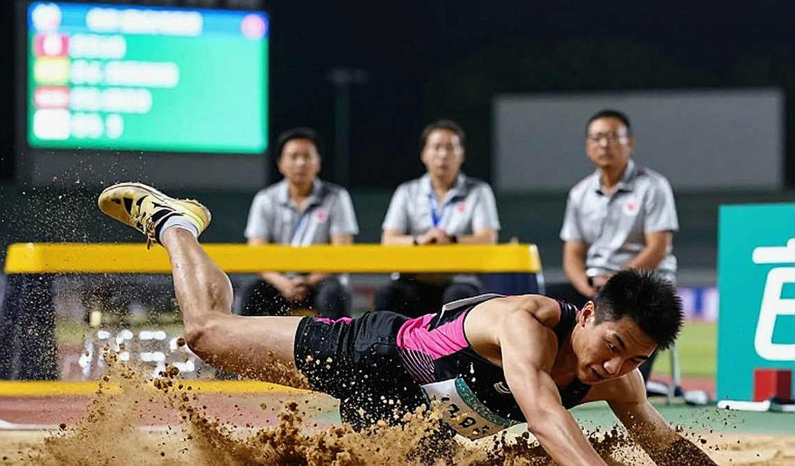 Vết nứt trong hệ thống phân tích dữ liệu thể thao điện tử: Bài học từ một báo cáo trống rỗng và tương lai của người làm báo dữ liệu