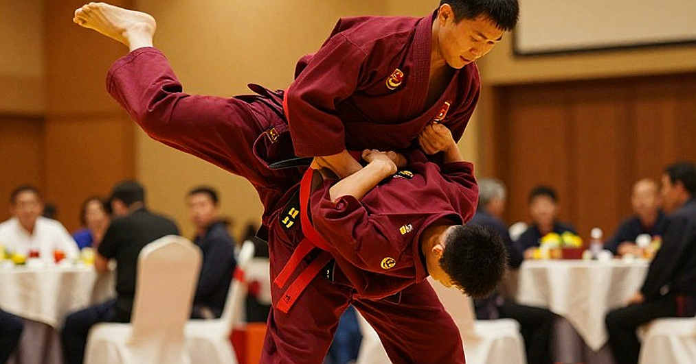 Cựu ngôi sao judo Nhật Bản bị bắt vì nghi án rút tiền từ thẻ của người phụ nữ 80 tuổi